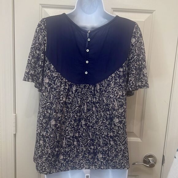 Lucky Brand Size Medium Short Sleeve Shirts Set Of 2 Floral Square Neck - Picture 6 of 10